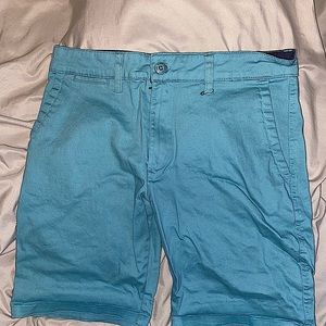 Men’s Teal Shorts. Wait Size 32 Stretch